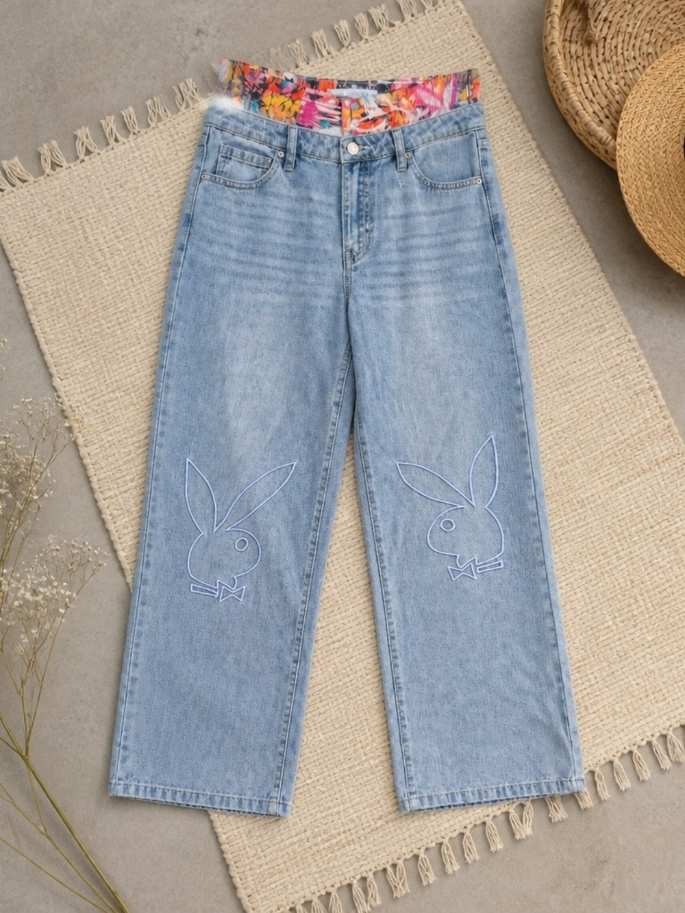 Light Blue Women's Wide-Leg Jeans with Embroidered Detail